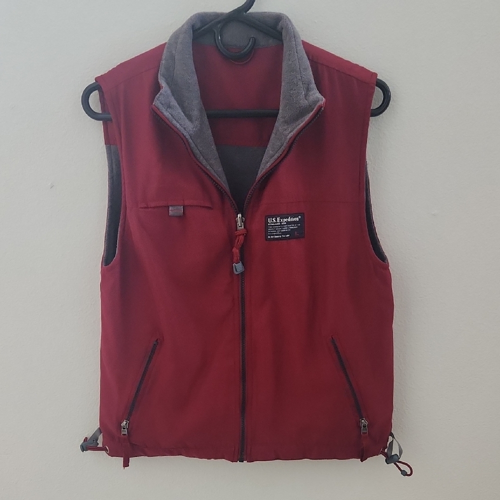 U.S. Expedition Red Reversible Vest